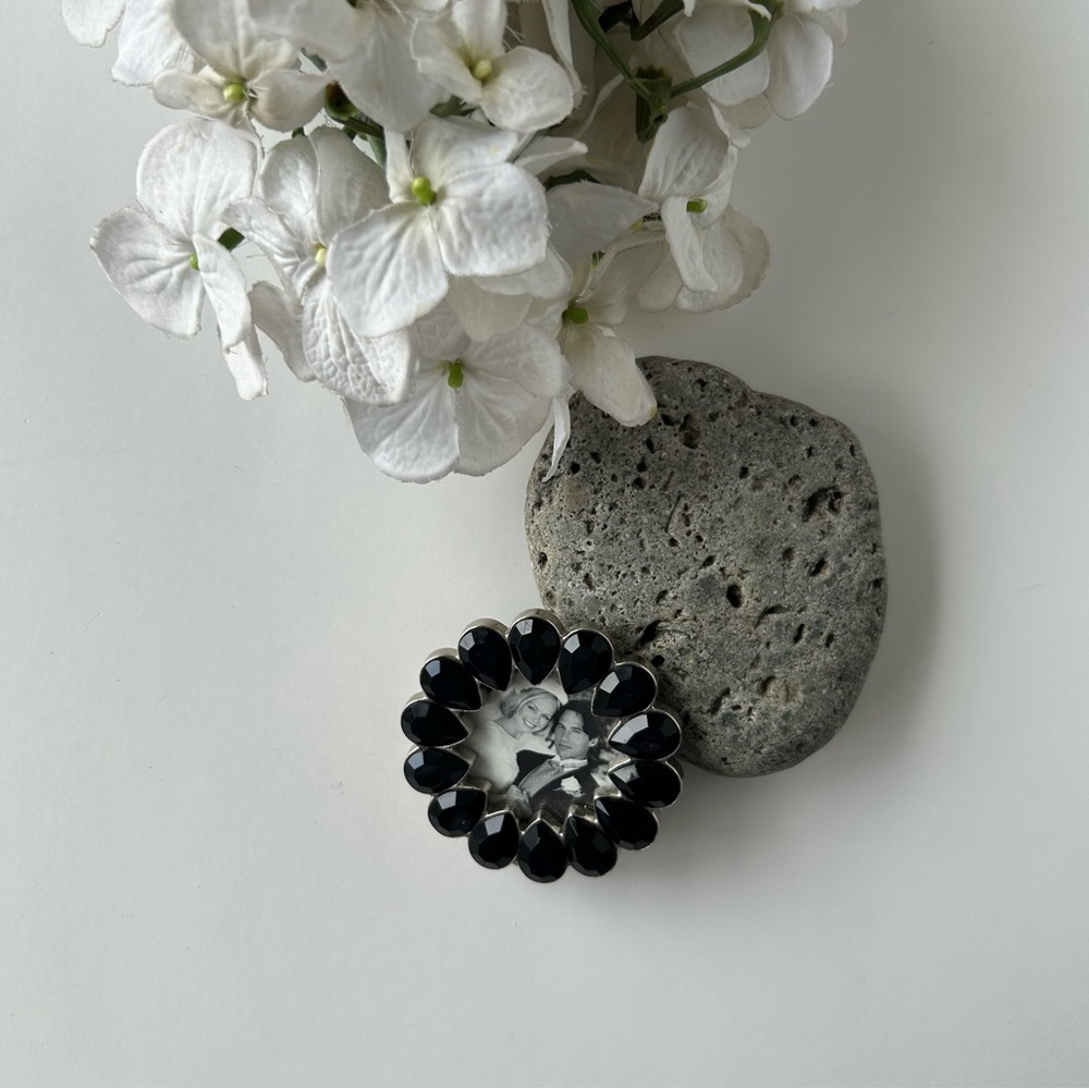 3/$30 Papyrus Black Stone Miniature Picture Frame - Picture 9 of 9
